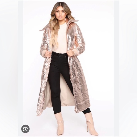 Fashion Nova Reign Puffer Coat Rose Gold - Picture 1 of 7